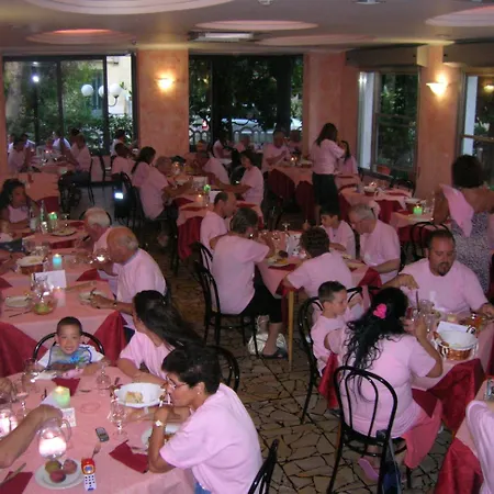 Bolognese Отель